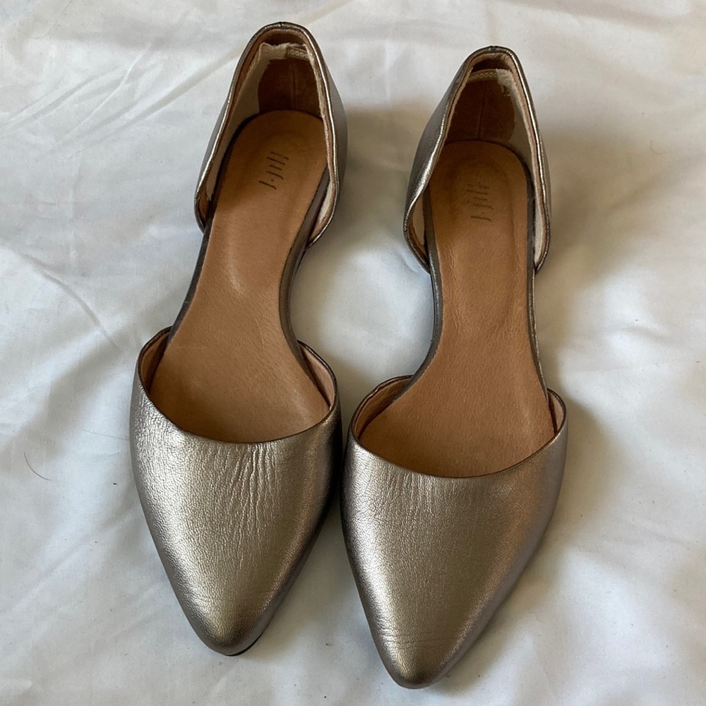 Metallic gold leather pointed toe dress flats